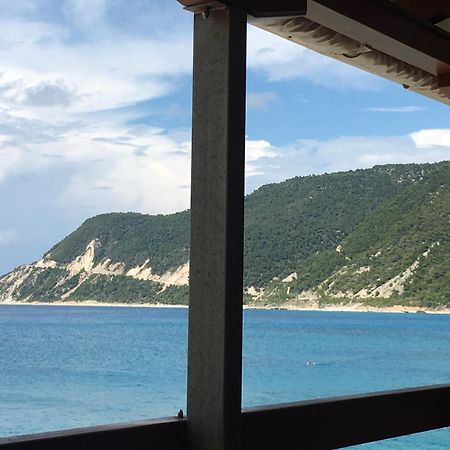 Hotel Айос-Никитас Экстерьер фото